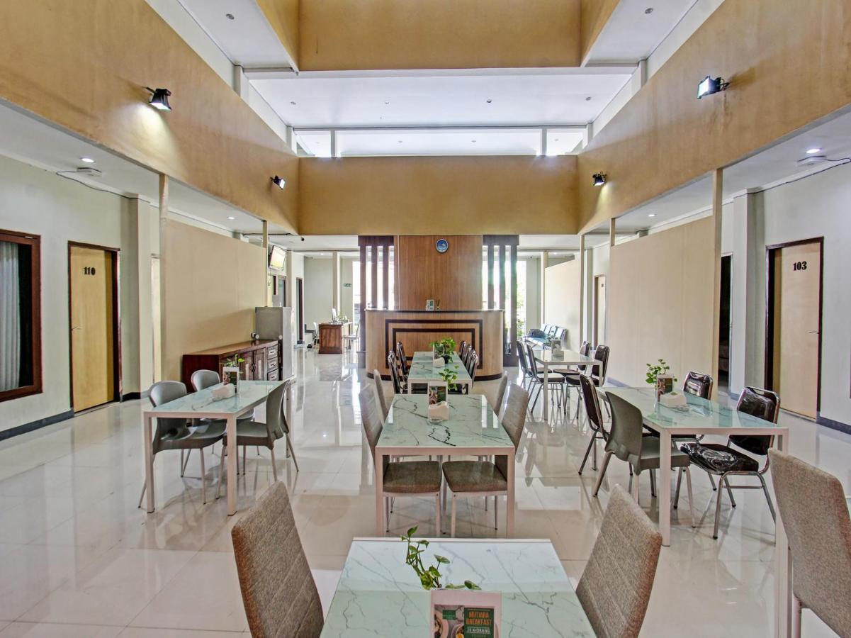 Oyo 91617 Hotel Mutiara ロンボク エクステリア 写真