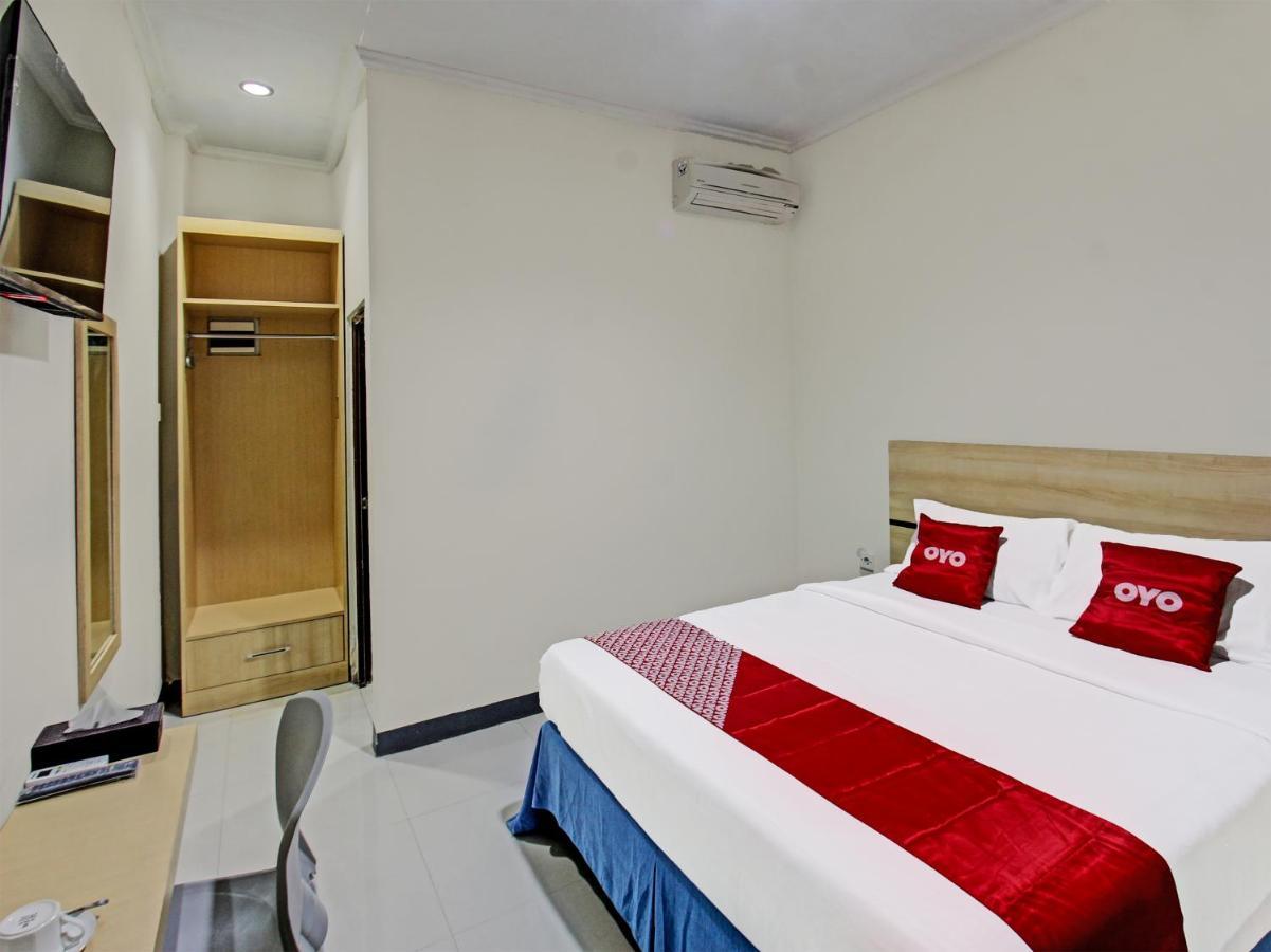 Oyo 91617 Hotel Mutiara ロンボク エクステリア 写真