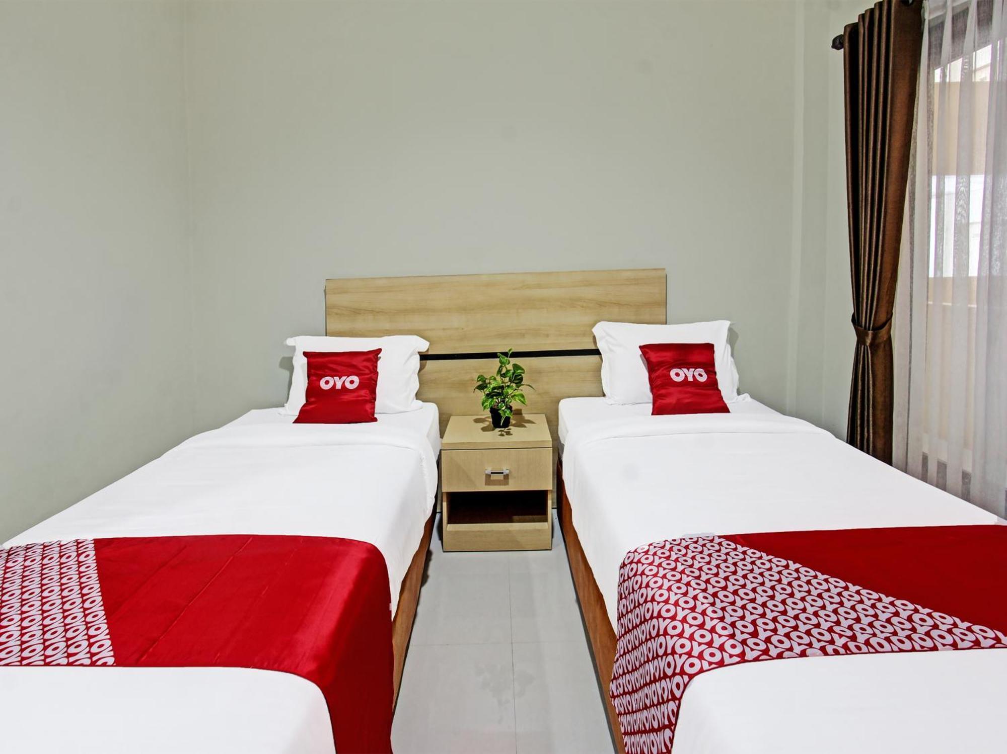 Oyo 91617 Hotel Mutiara ロンボク エクステリア 写真